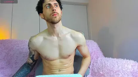 Oscar_Miller_ webcam model stream image