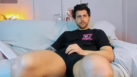 Oscar_Miller_ webcam model stream image