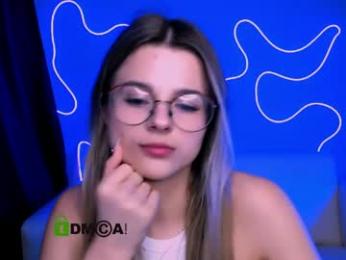 luckybabymeow webcam model stream image