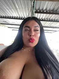 _SARA_69 webcam model stream image