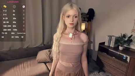 LaureMestler webcam stripchat model stream image