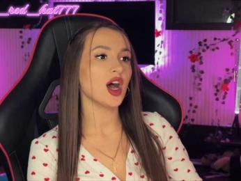 -RED_HAT- webcam model stream image