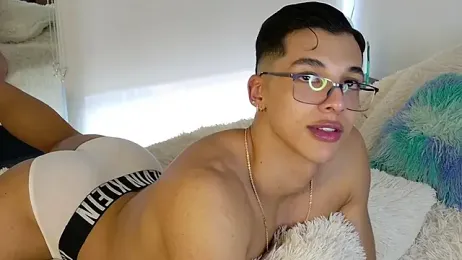 Troye_Williams webcam model stream image