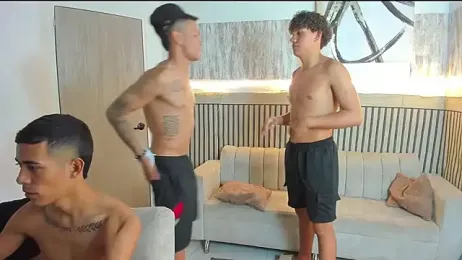 Warrios_teams webcam model stream image