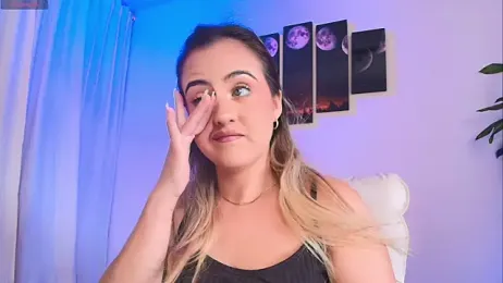 MaryMoon_ webcam model stream image
