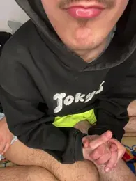 HitShelf webcam model stream image