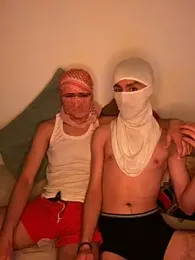 HitShelf webcam model stream image