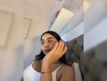 SallyeLeins webcam model stream image