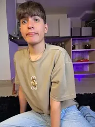 Naim_TheKing webcam model stream image