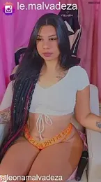 leonasafira webcam model stream image