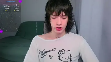 LeonBoykisser webcam stripchat model stream image