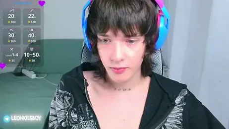 LeonBoykisser webcam stripchat model stream image