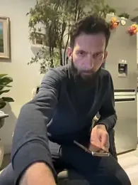 Michel_huge webcam model stream image