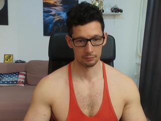 Brutus K webcam flirt4free model stream image