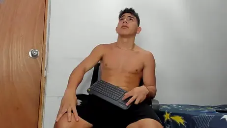 andrew_rose_ webcam model stream image
