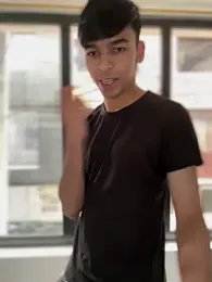 The_Conquer webcam model stream image