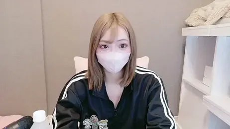 _chanMOMO_ webcam stripchat model stream image