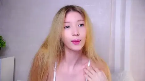 SunnivaCovil webcam model stream image