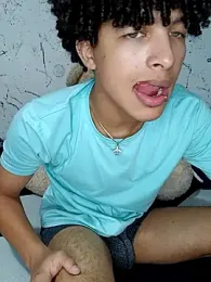 ian_smith_ webcam model stream image