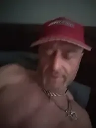 Slydog1010 webcam model stream image