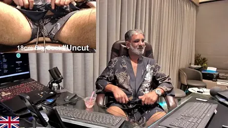 OnlineBossUK webcam model stream image