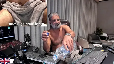 OnlineBossUK webcam model stream image