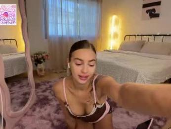 cuteelsa_ webcam model stream image