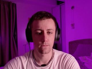 Brell Justice webcam flirt4free model stream image