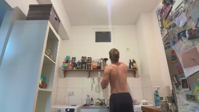 Heikhoe69 webcam model stream image
