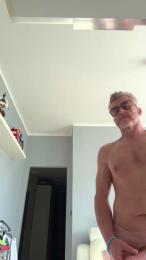 Axl_hot webcam model stream image