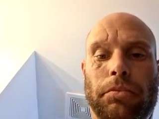 themaskedbadiee webcam model stream image