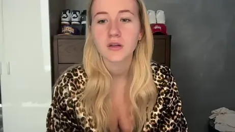 itssosierra webcam stripchat model stream image