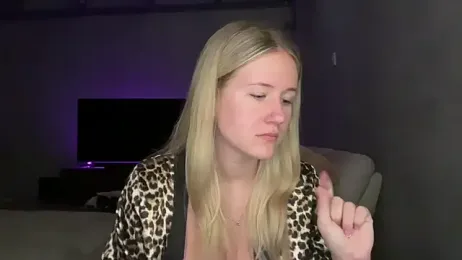 itssosierra webcam stripchat model stream image