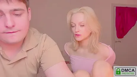 your_molly_mark_ webcam model stream image