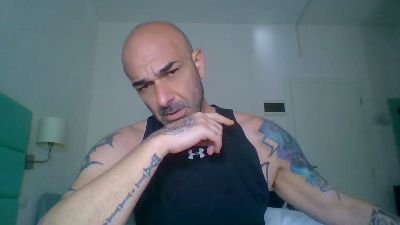 ilciuciu20 webcam cam4 model stream image