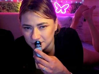 2Laski2 webcam model stream image