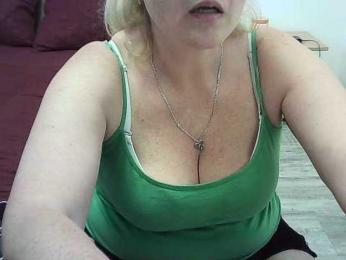 Multiply-orgazm webcam bongacams model stream image