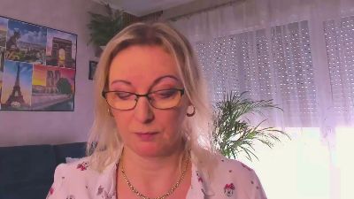 VanessaLUX webcam model stream image