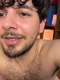 Samir_bear webcam model stream image