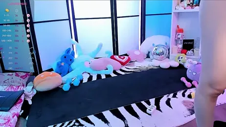 MilkyCute webcam model stream image