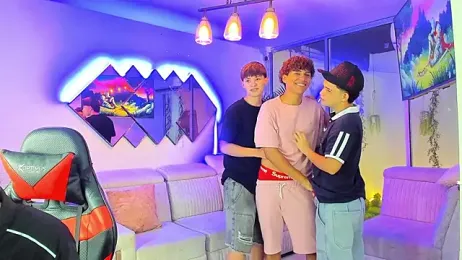 Houseofwarrios webcam model stream image