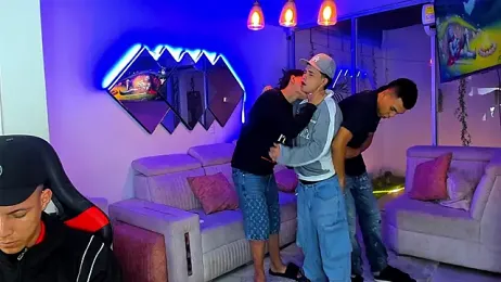 Houseofwarrios webcam stripchat model stream image