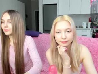 paradi_se webcam model stream image