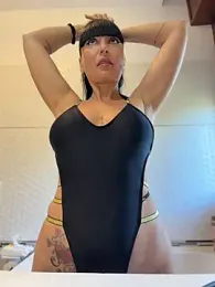 MysticCleo webcam model stream image