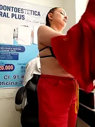 Madisson-04_ webcam model stream image