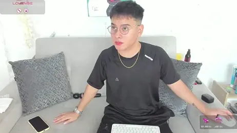 Young_Ben webcam model stream image