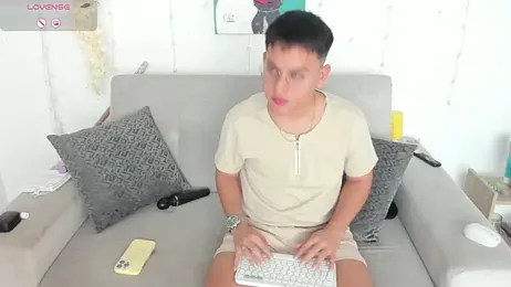 Young_Ben webcam model stream image