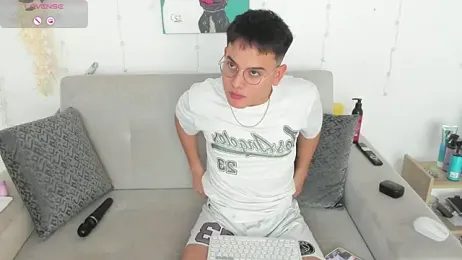Young_Ben webcam stripchat model stream image