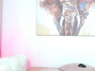 Paris Rouxs webcam flirt4free model stream image