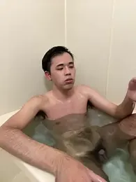 ryusei18570 webcam model stream image